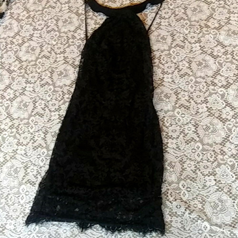 I'm selling a backless dress